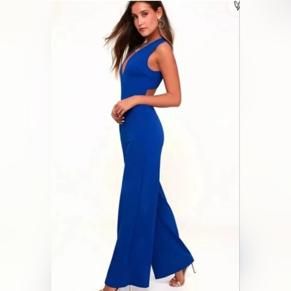 Royal Blue Jumpsuit with Plunging V-Neck Size 1xl💙💙 - Picture 3 of 15